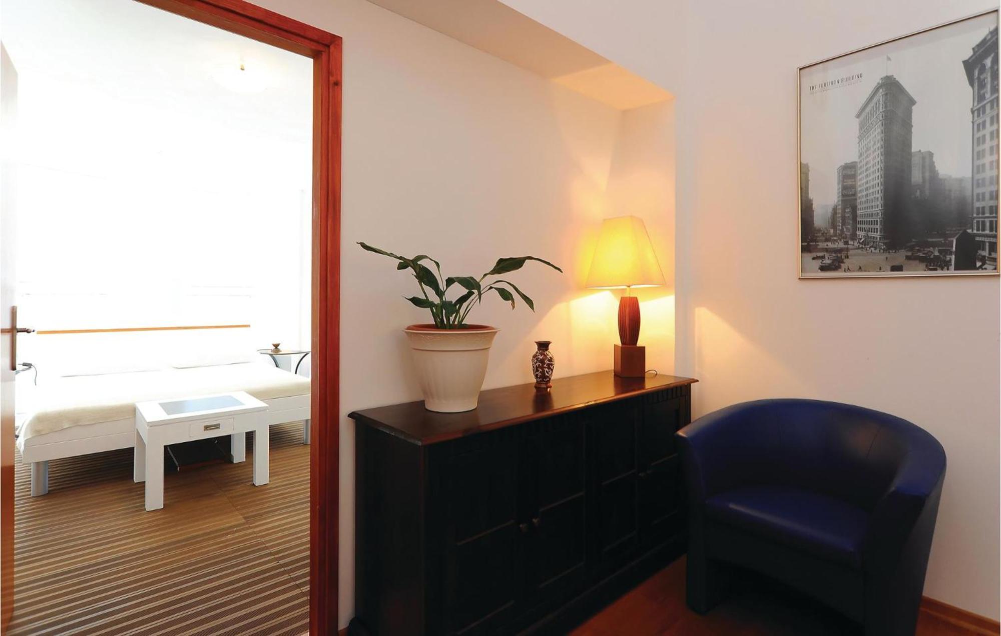 5 Bedroom Amazing Home In Debeljak Dış mekan fotoğraf