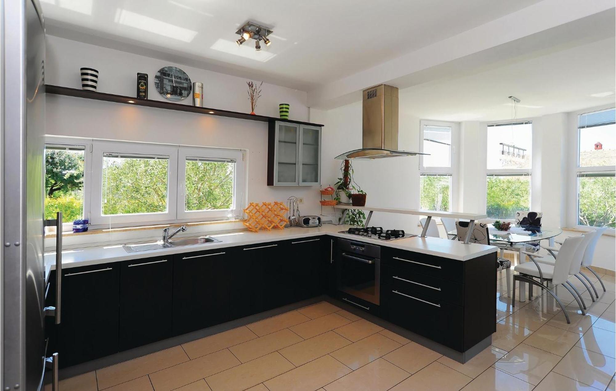 5 Bedroom Amazing Home In Debeljak Dış mekan fotoğraf