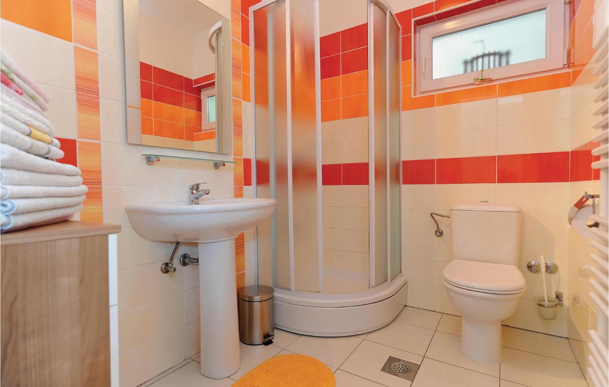 5 Bedroom Amazing Home In Debeljak Dış mekan fotoğraf