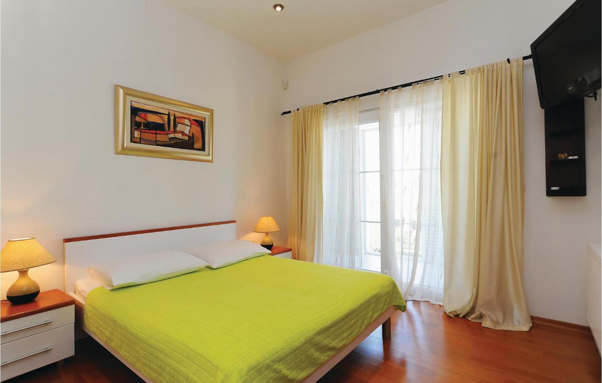 5 Bedroom Amazing Home In Debeljak Dış mekan fotoğraf